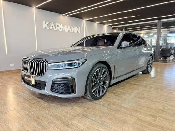 BMW 745Le 3.0 TWINPOWER HÍBRIDO M SPORT AUTOMÁTICO
